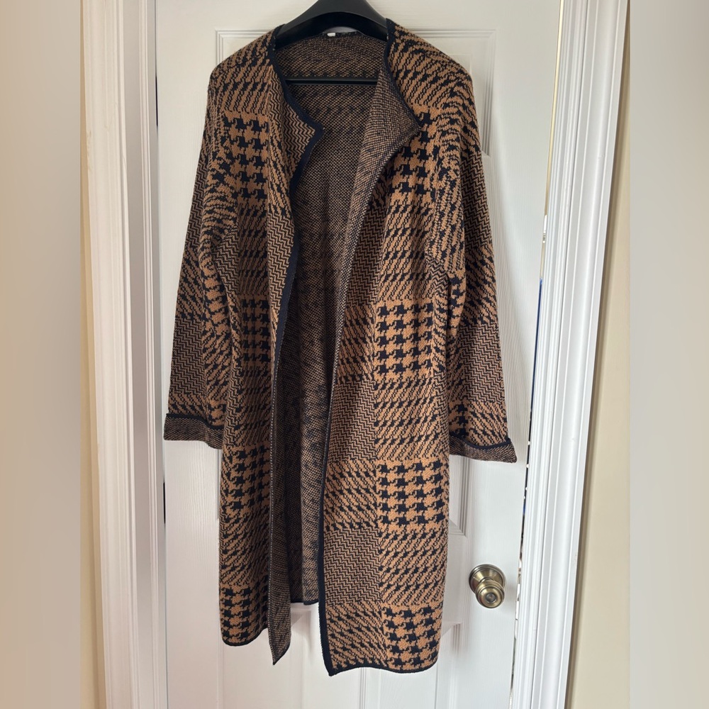Black and Brown Houndstooth Cardigan